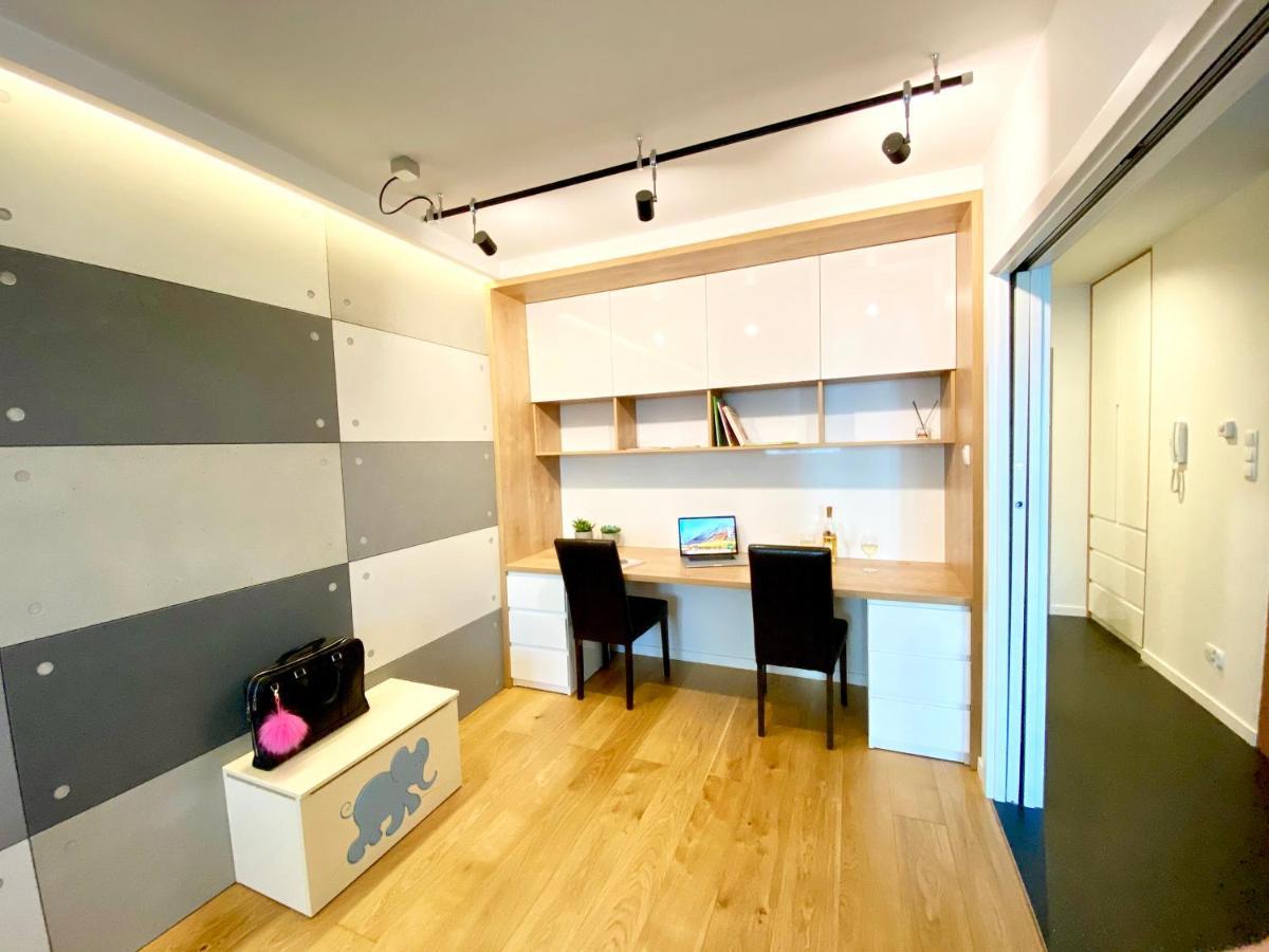 Apartment New Wave Big & Beautiful -parking *